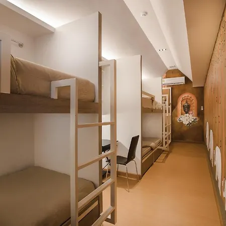 Chiangmai Midpoint Activity Hostel Chiang Mai Exterior photo
