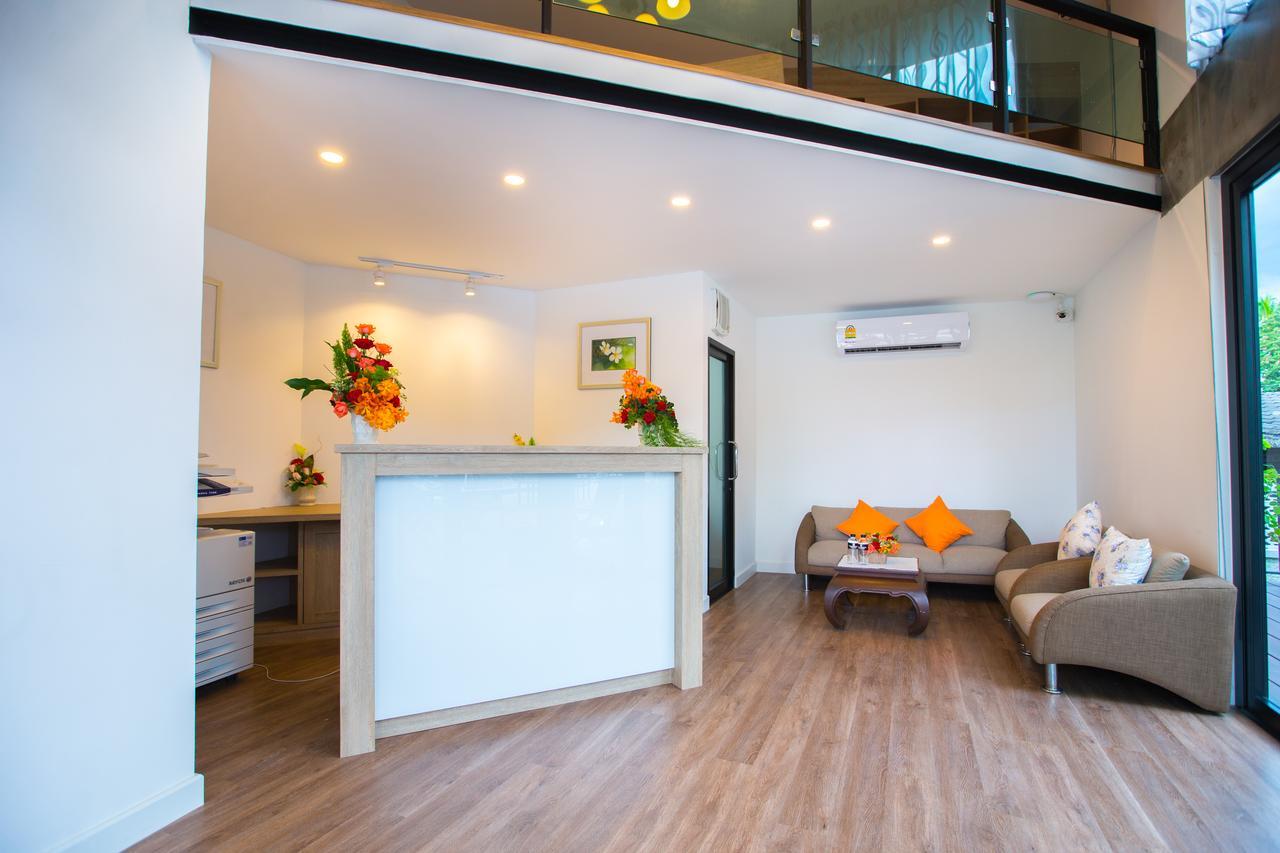 Hostal Chiangmai Midpoint Activity